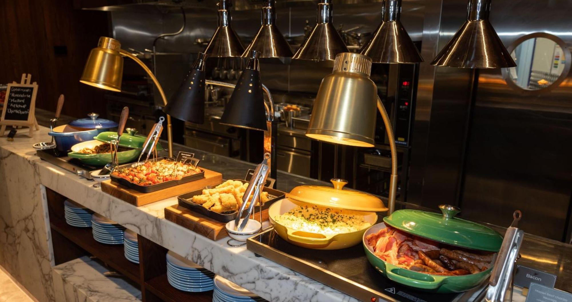Horizon By Skycity Auckland Exterior foto A chafing dish buffet